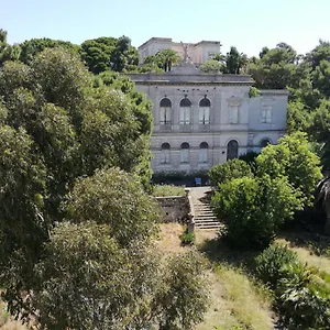 https://tigellio-apartment-central-views-terrace.in-sardinia.net