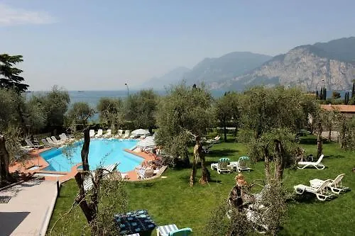Hotel Baia Verde Malcesine 4*,  Italy