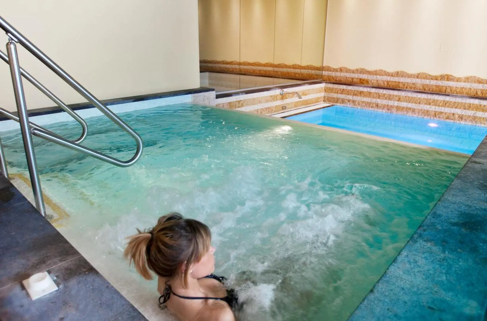 Hotel Baia Verde Malcesine 4*,